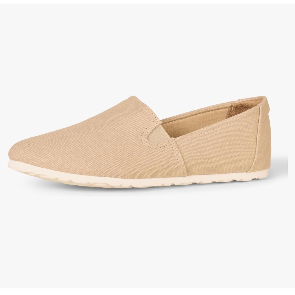 Amazon Essentials Women’s Slip-on Flats, size 7.5